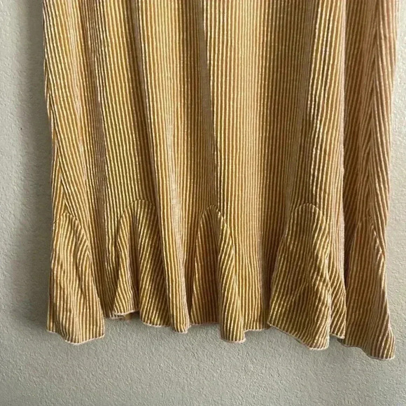 🆕Amana Plus-size Striped Ruffle Hem Pull-On Mid Skirt🆕 - Picture 4 of 7